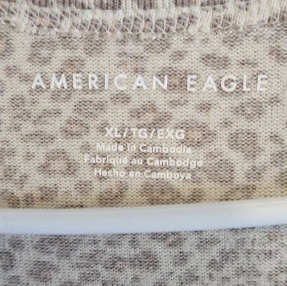 Americal Eagle Leopard Print V-Neck Long Sleeve Super Soft Top Size XL - Picture 4 of 12